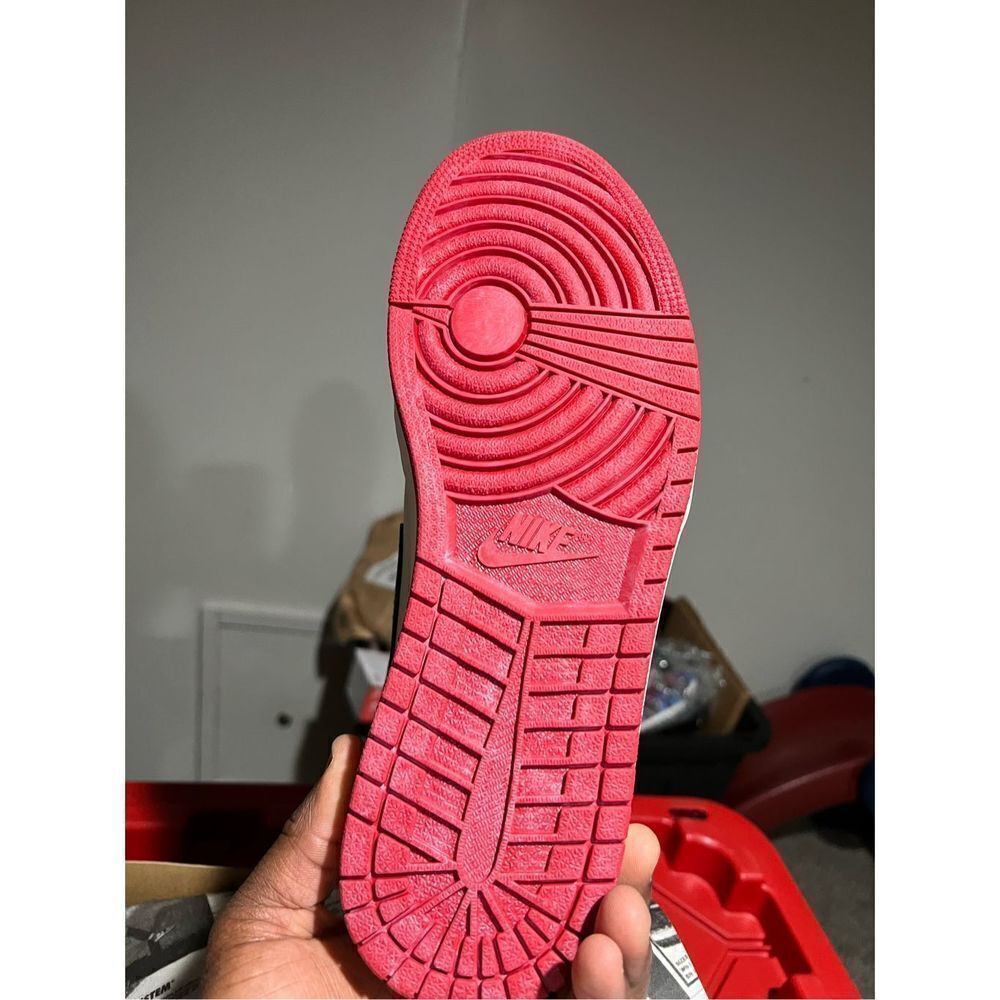 Air Jordan 1 Retro High OG 'Chicago Lost & Found' DZ5485-612 size 12 - Picture 8 of 10